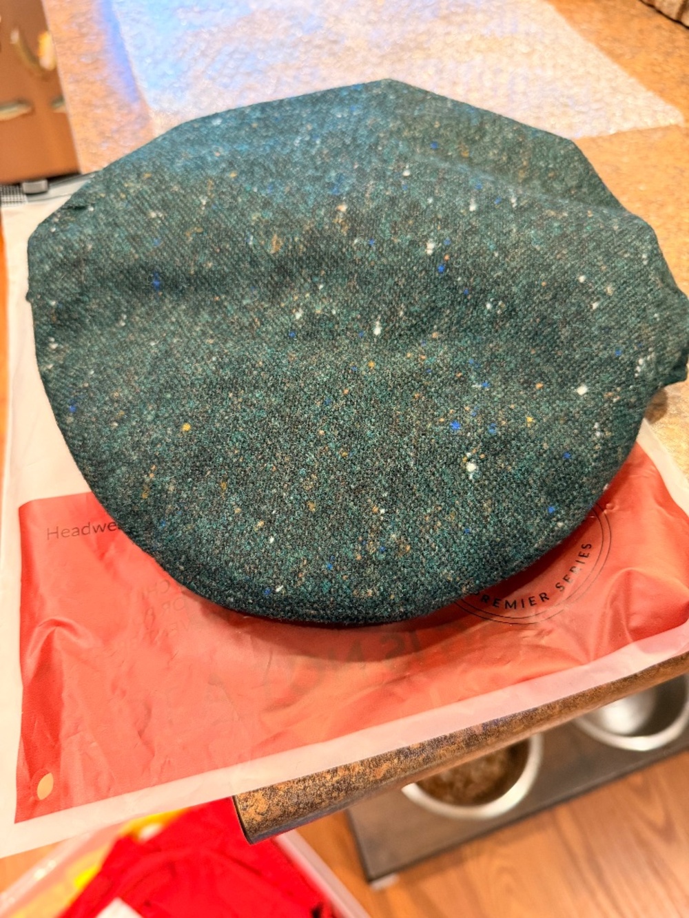 Jangoul Green Flecked Wool Blend Tweed Flat Cap Newsboy Hat 56cm